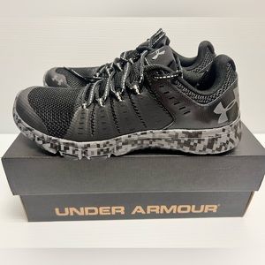 Under Armour Micro G limitless sneaker